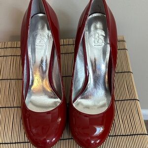 JS by Jessica Red Patent Oscar Pumps – 8.5W, Rounded Toe, 4" Heel, EUC